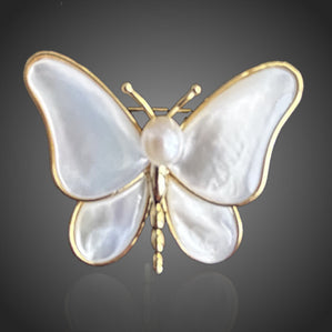 Brošňa motýl s perlou Manella