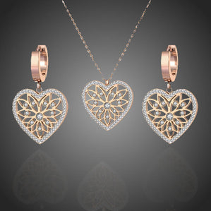 Set so srdiečkami z ocele Ladensitta