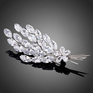 brošňa lístok so zirkónmi