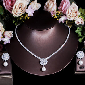 luxusný spoločenský a svadobný set s kvetmi so zirkónmi