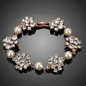 Náramok s perlami a krištálovými kvetmi Flowersima