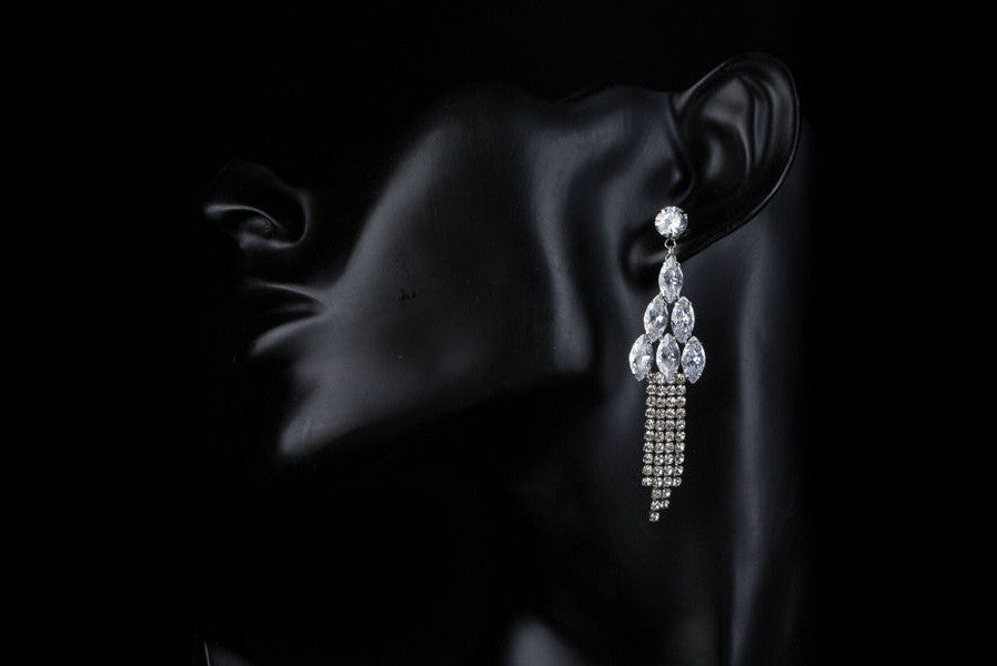 Náušnice Adeola Busta